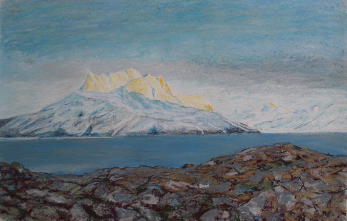 Anna Grethe Aaen Sermitsiaq Med Klipper I Forgrund 45x65 Cm 278